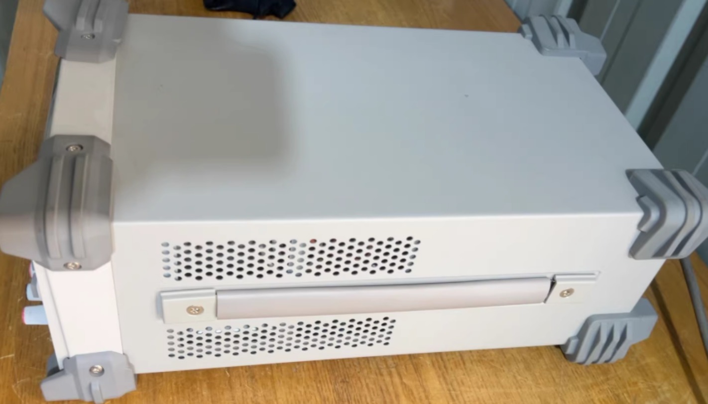 1 st Rigol DP831A Triple Outpu - Linear Dc Power Supply Triple Output recensie en prijs